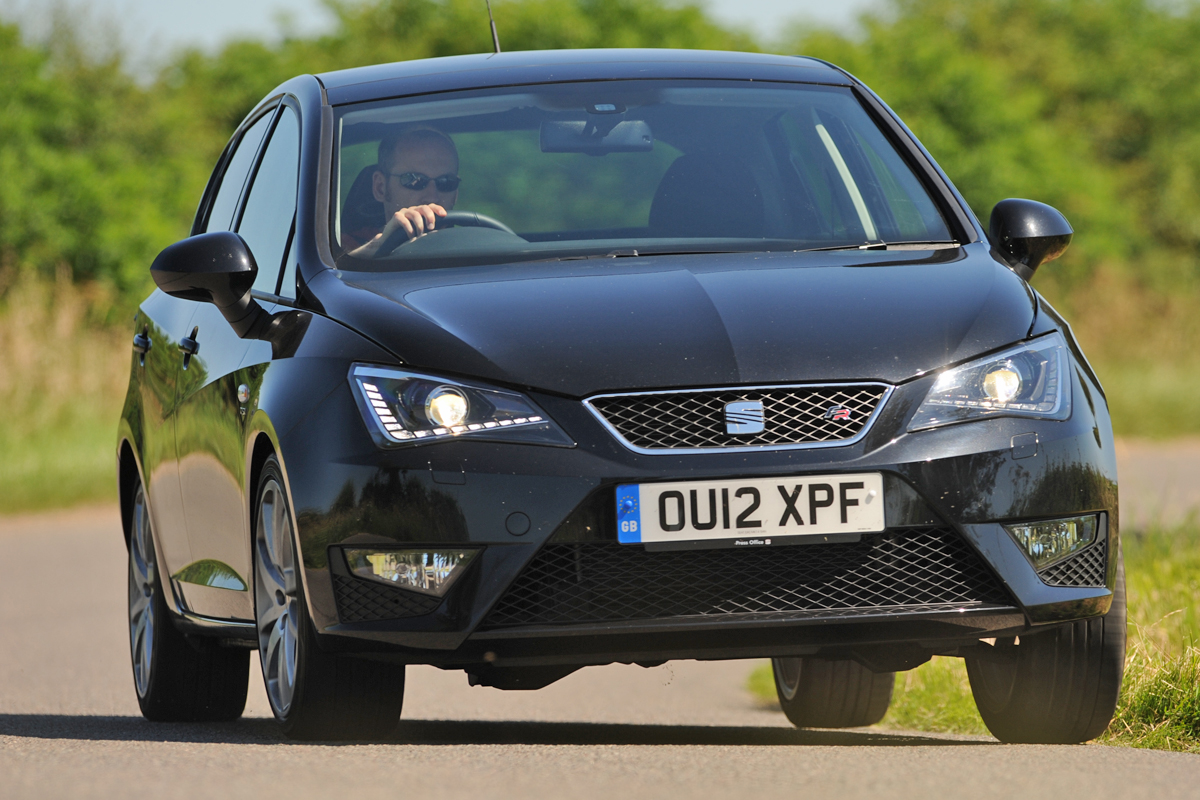SEAT Ibiza FR front cornering