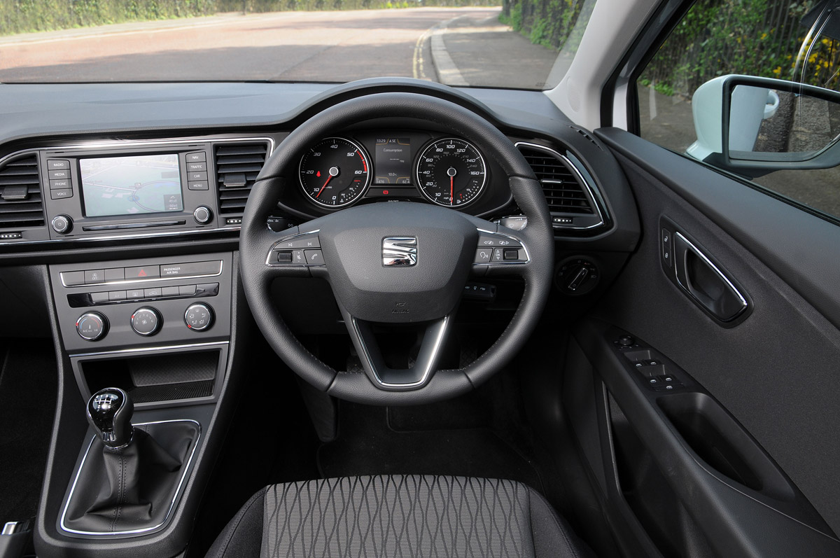 SEAT Leon Ecomotive interior