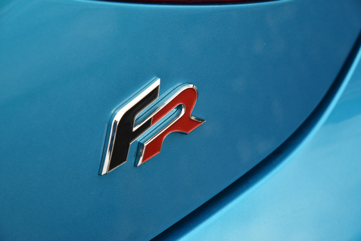 SEAT Leon SC 1.8 TSi FR badge