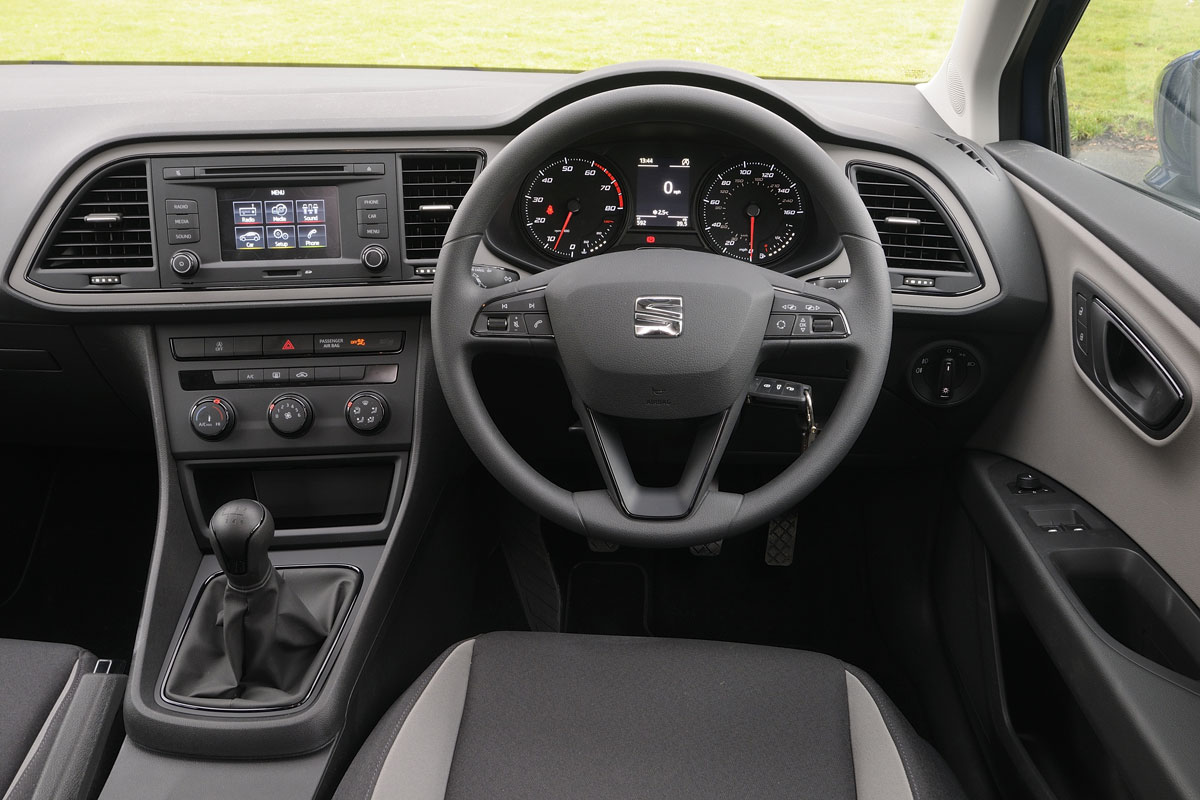 SEAT Leon SC 1.8 TSi FR interior