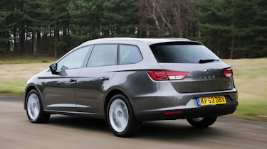 SEAT Leon ST estate rear tracking