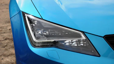 SEAT Leon FR TDI light