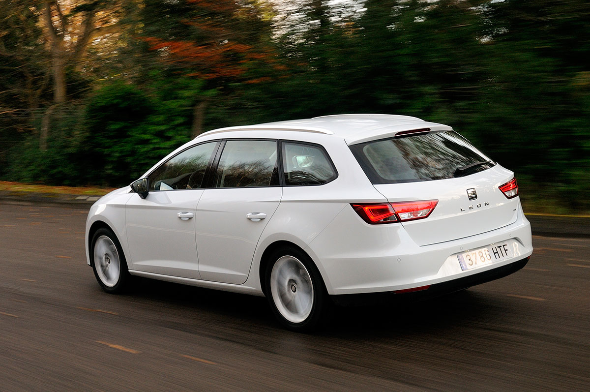 Seat Leon ST rear action 