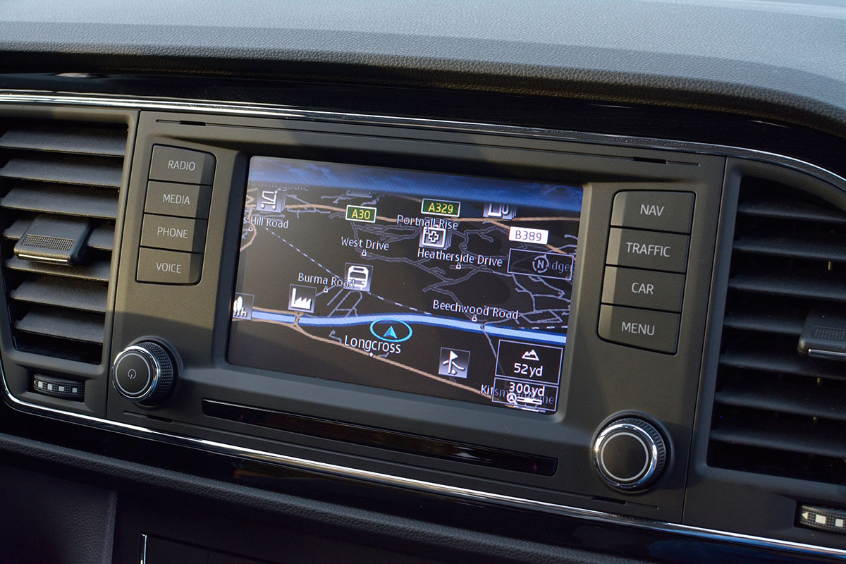 Seat Leon ST screen