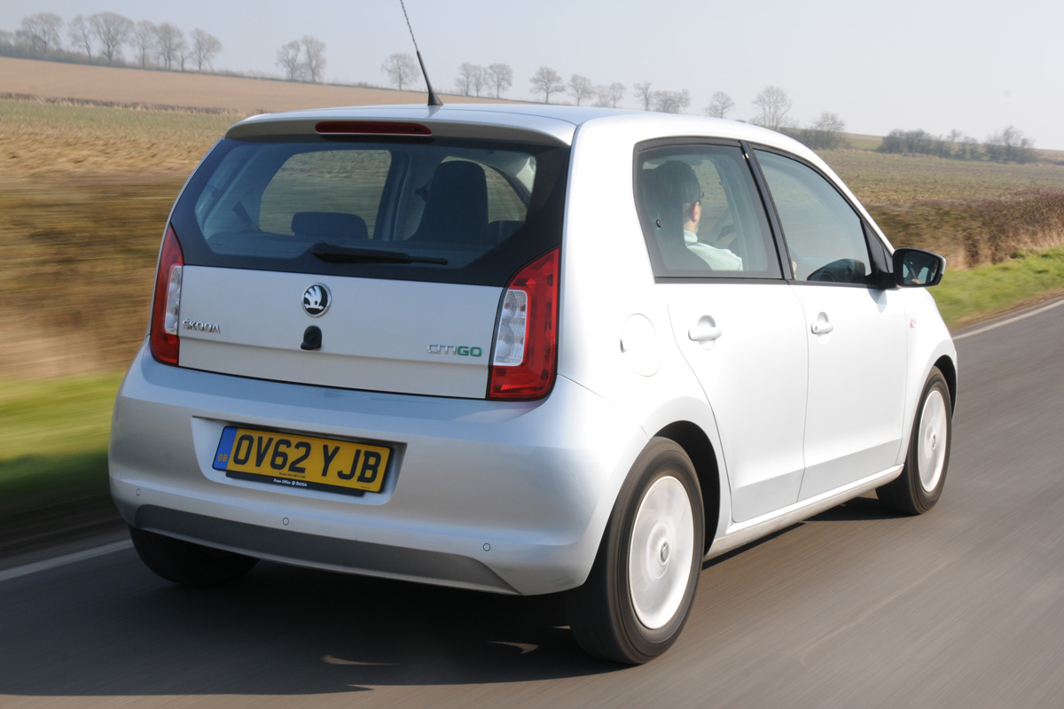 Skoda Citigo Elegance 1.0 MPI GreenTech rear tracking