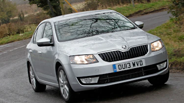 Skoda Octavia 1.4 TSI SE front cornering