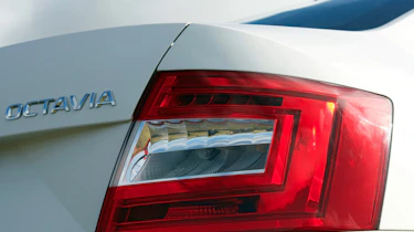 Skoda Octavia 2.0 TDI badge