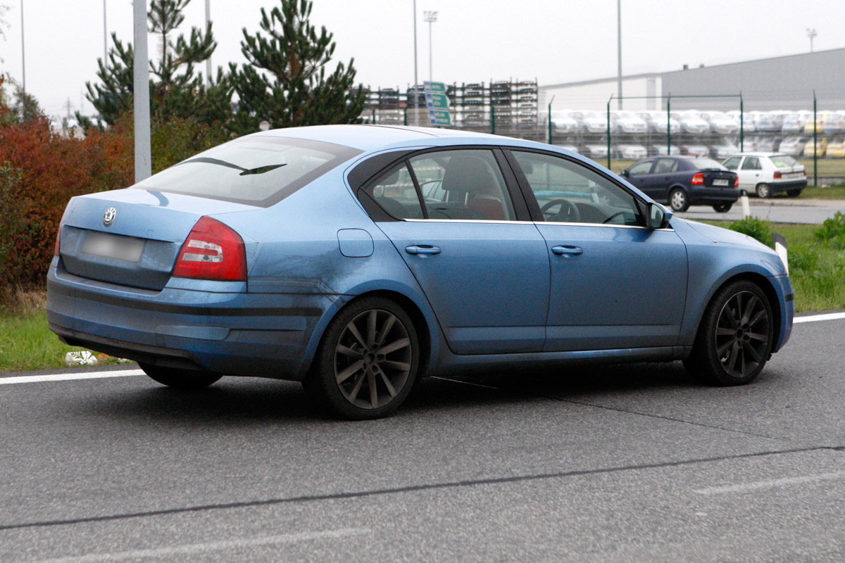 Skoda Octavia badge