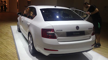 Skoda Octavia headlight