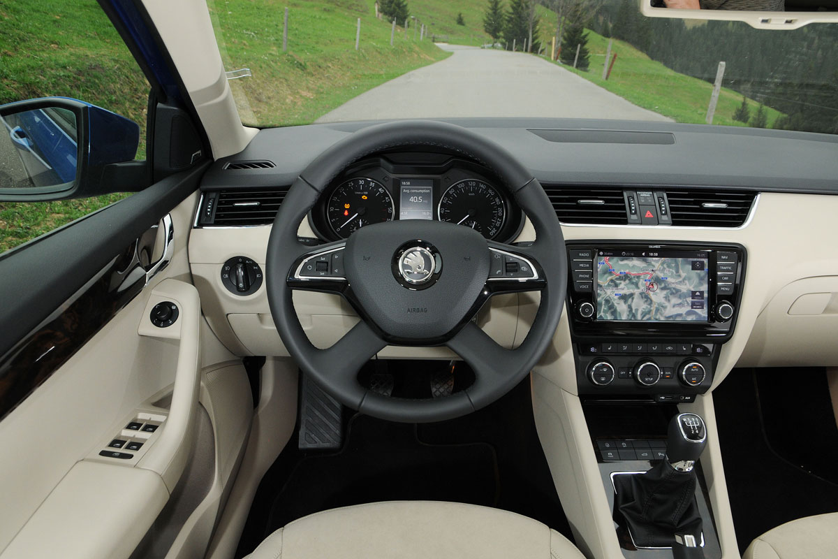 Skoda Octavia Estate dashboard