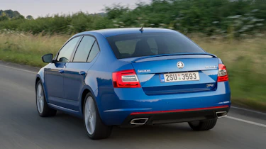 Skoda Octavia vRS 2.0 TDI rear tracking