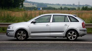 Skoda Rapid Spaceback profile