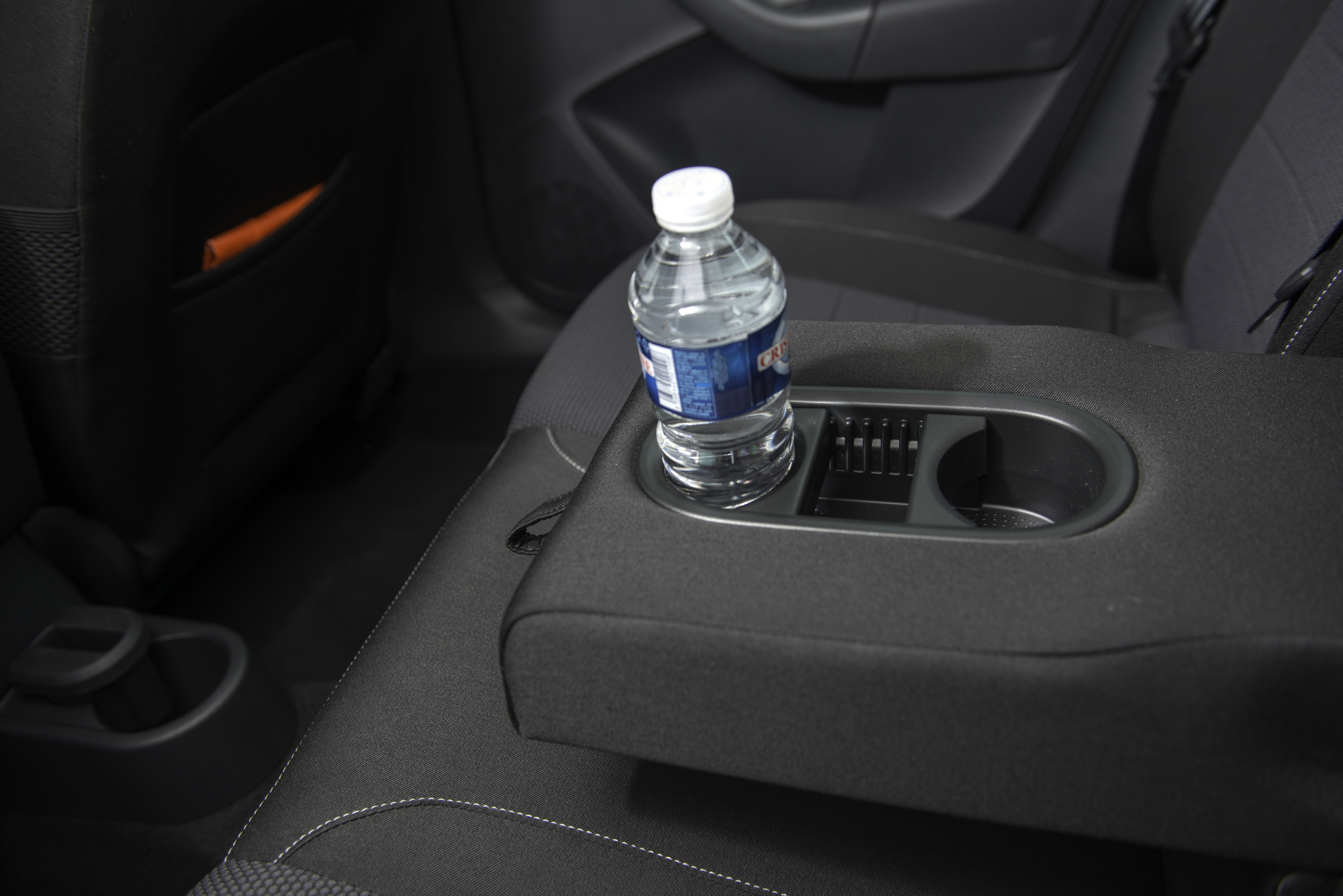 Skoda Rapid Spaceback rear seat rest