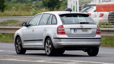 Skoda Rapid Spaceback rear three quarters