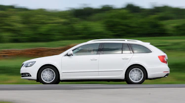 Skoda Superb Estate profile