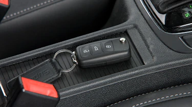 Skoda Superb keyless go