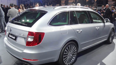 Skoda Superb Mk2 - used saloon rear