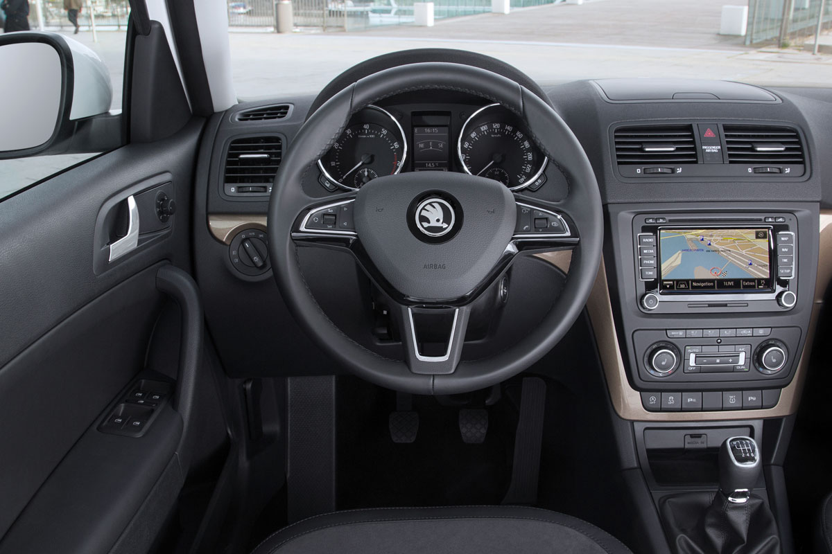 Skoda Yeti 2014 1.2 TSI interior