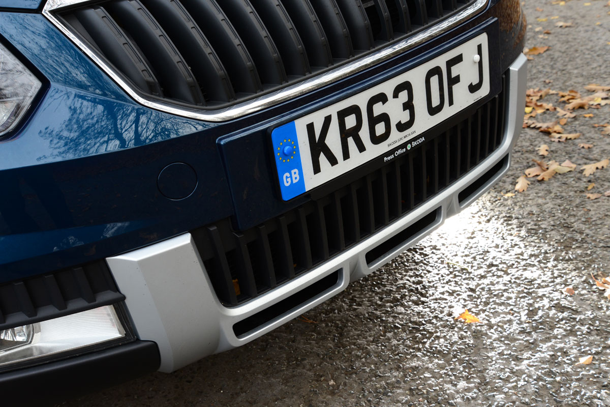 Skoda Yeti 4x4 grille