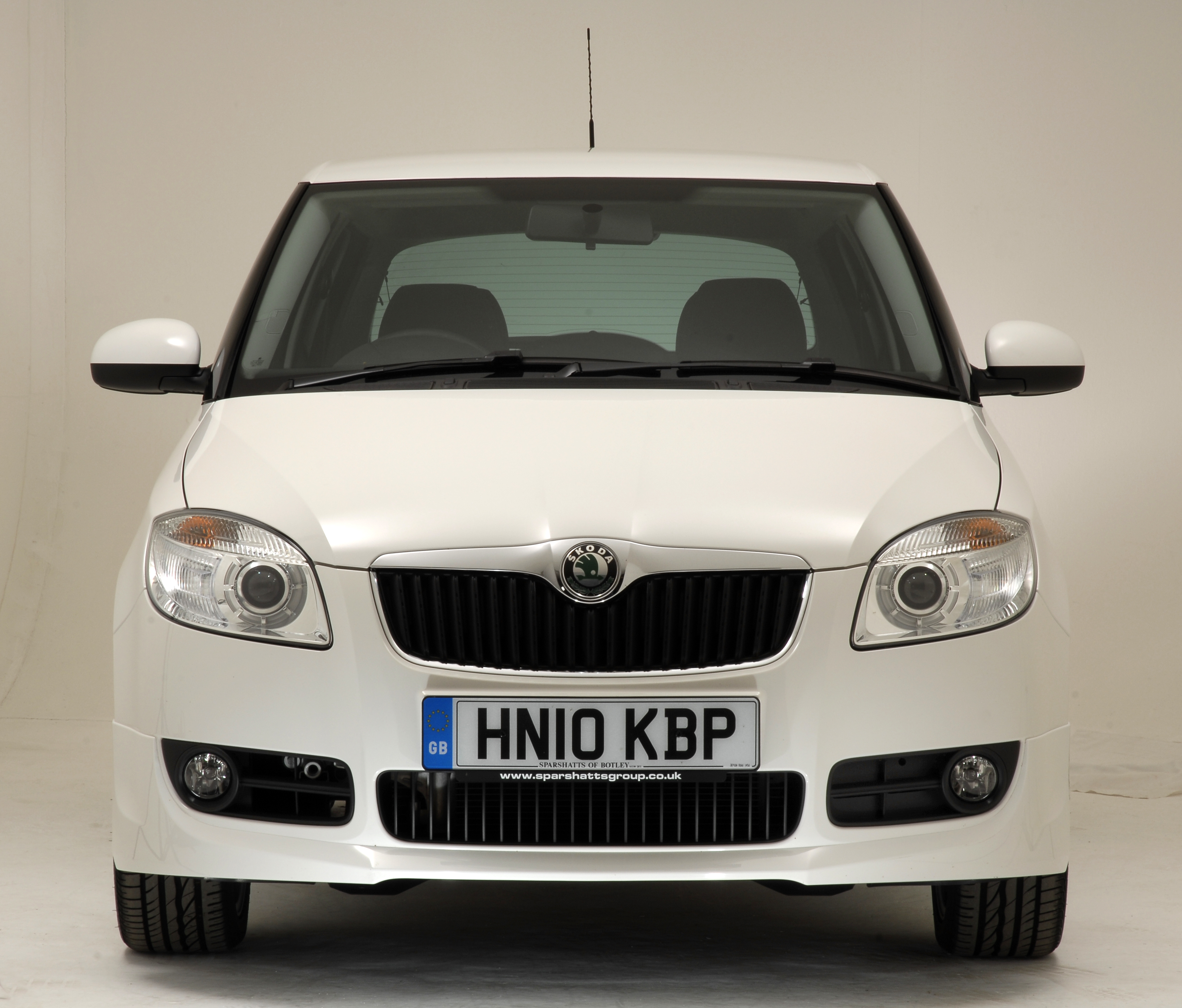 Skoda Fabia front tracking
