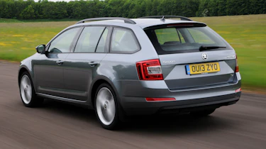 Skoda Octavia Estate 1.6 TDI rear action