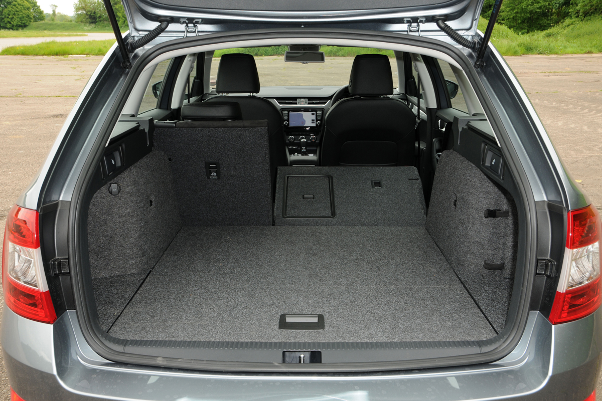 Skoda Octavia Estate 1.6 TDI boot