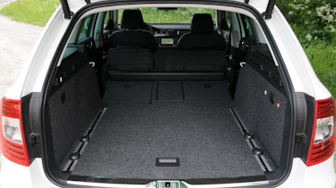Skoda Superb Estate 1.6 TDI GreenLine boot space