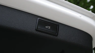 Skoda Superb Estate 1.6 TDI GreenLine boot detail