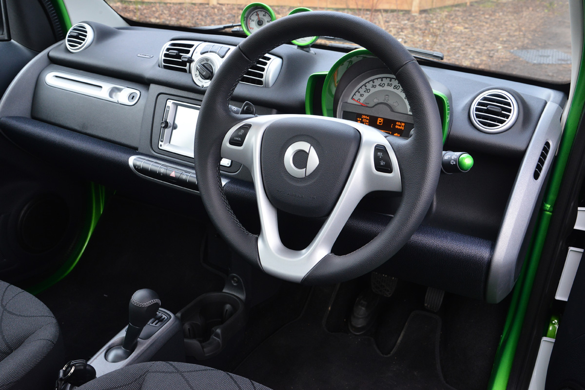 Smart ForTwo Electric Drive interior