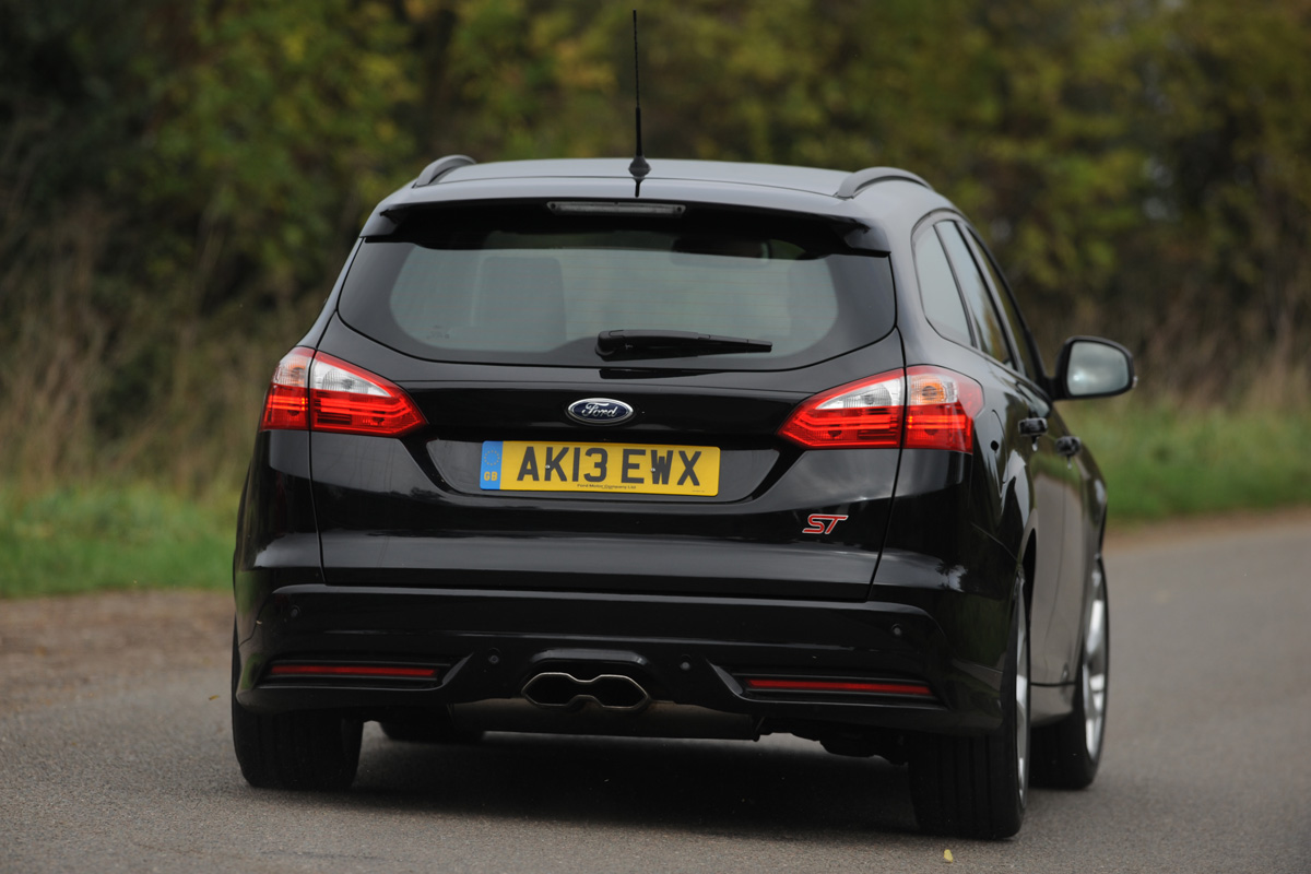 Ford Focus ST rear 