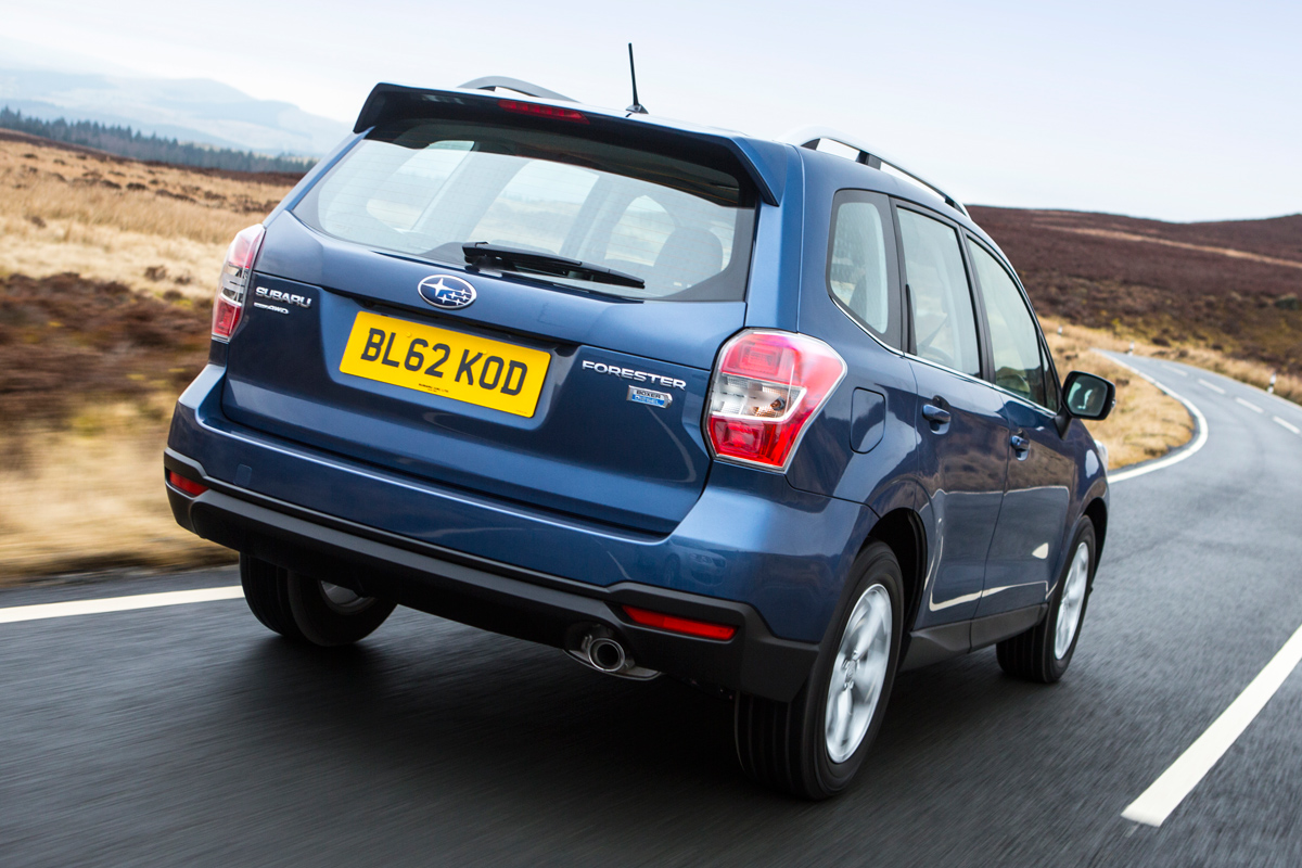 Subaru Forester 2.0 XT CVT rear tracking