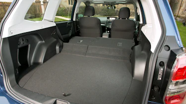 Subaru Forester 2.0D XC boot