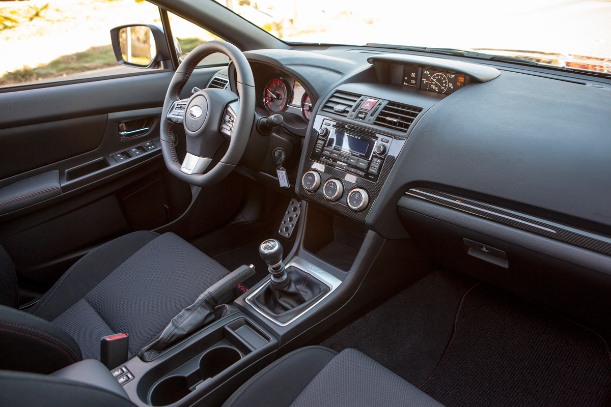 Subaru WRX 2014 interior side