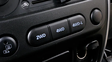 Suzuki Jimny SZ4 interior detail