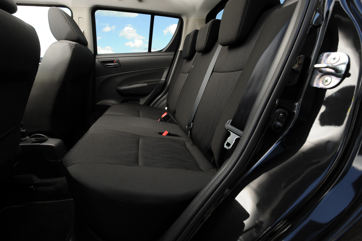 Suzuki Swift rear seats