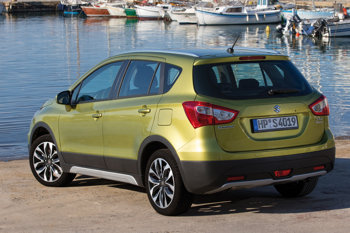 Suzuki SX4 S-Cross rear static