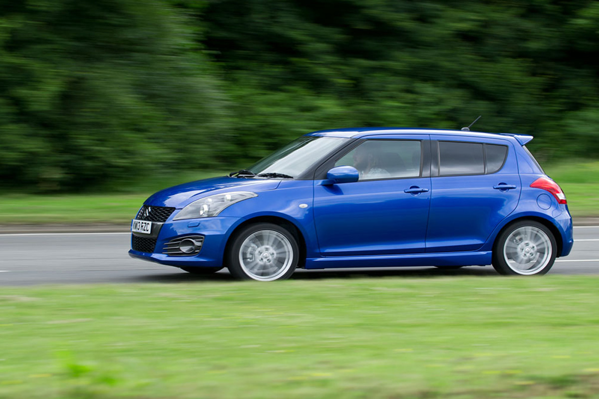 Suzuki swift side action