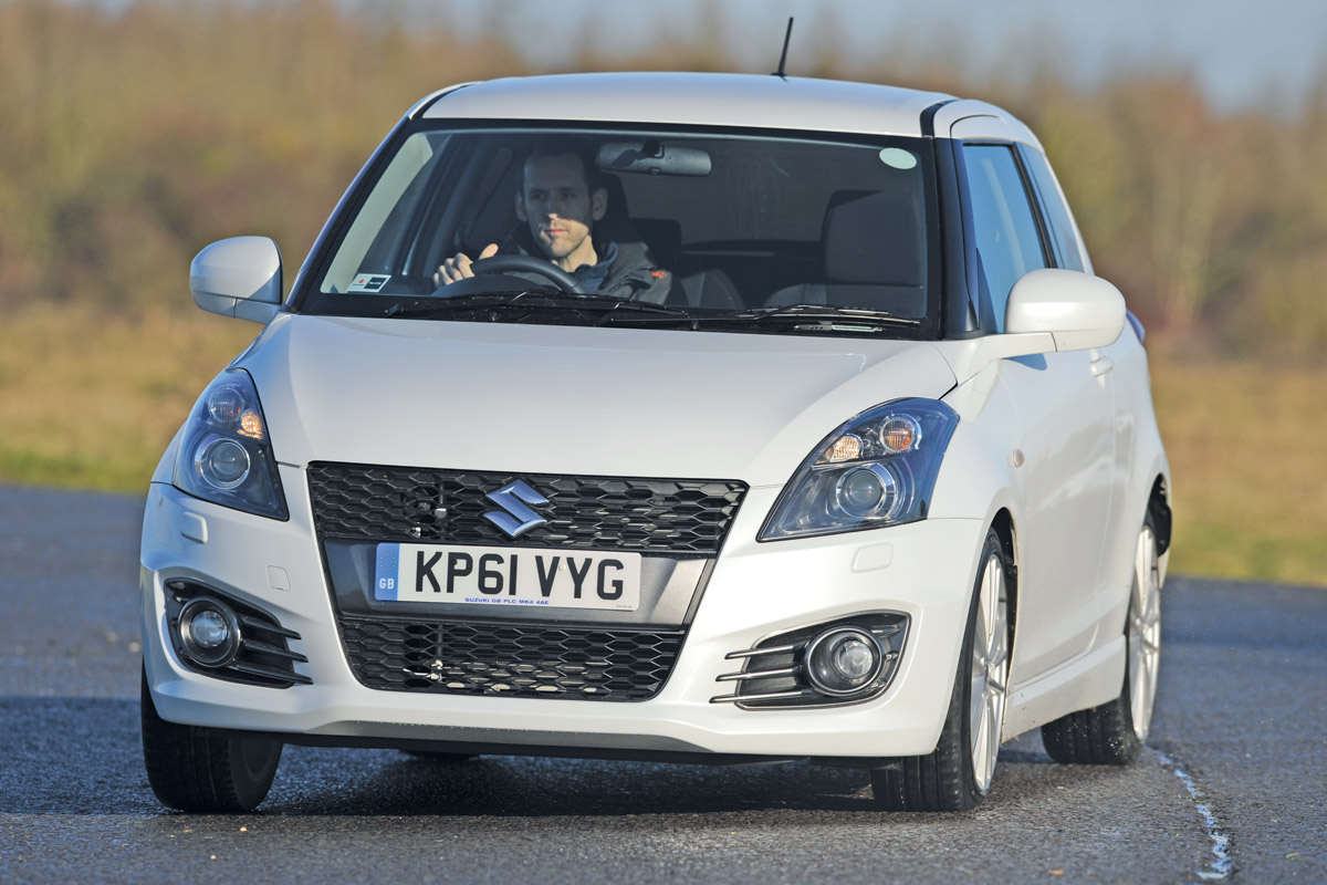 Suzuki Swift Sport front
