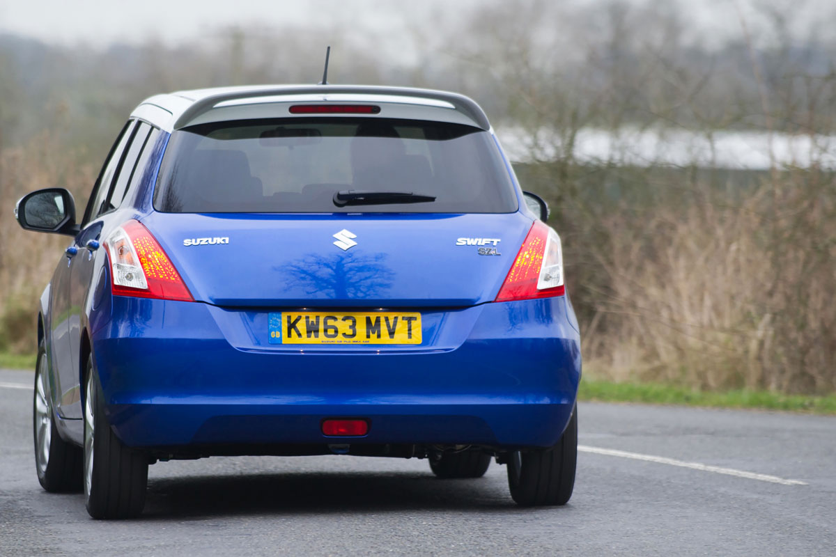 Suzuki-Swift-SL-Z-rear-picture