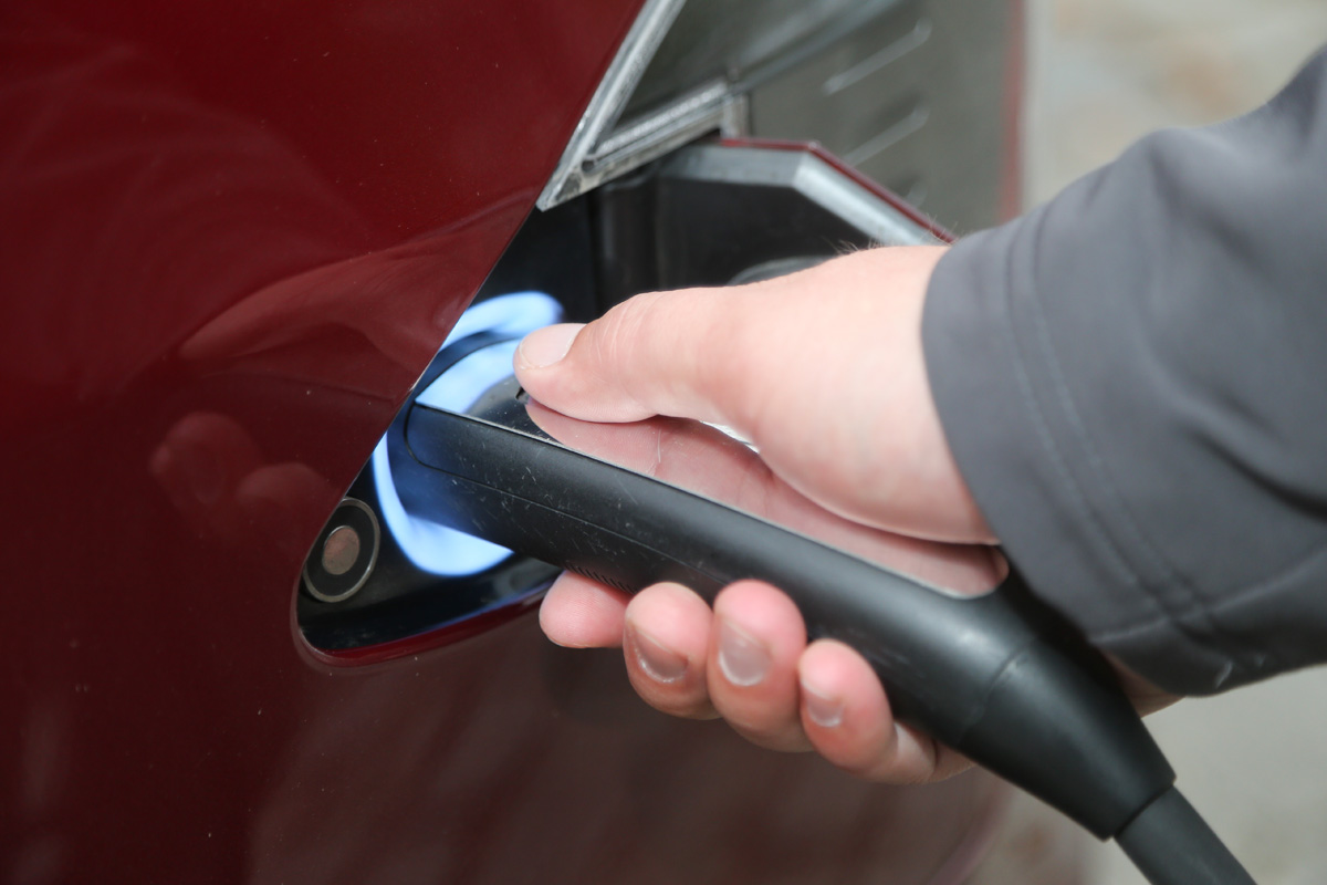 Tesla Model S charger
