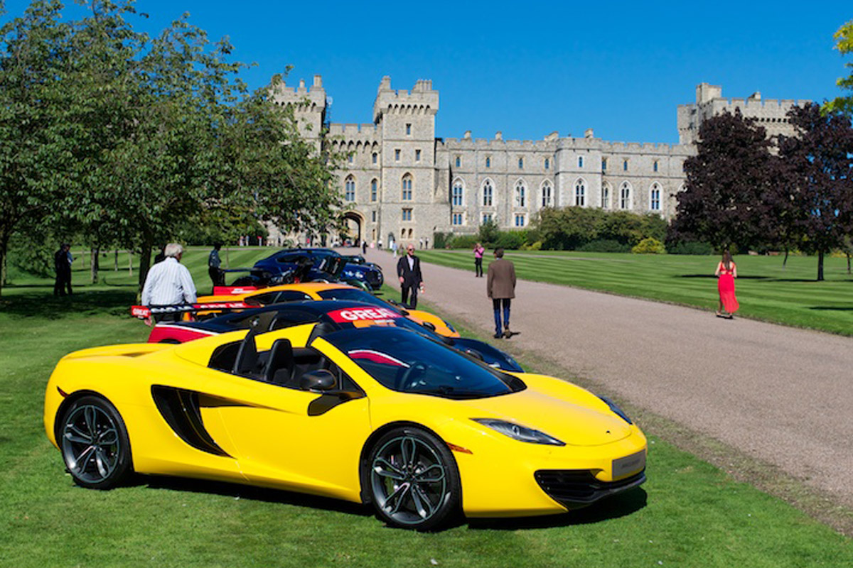 The McLaren 12C Spider makes it's debut