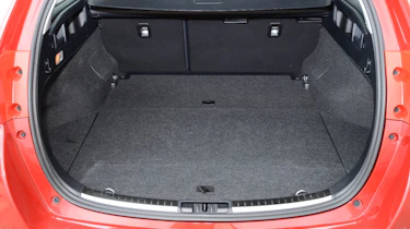 Toyota Auris Touring Sports 13