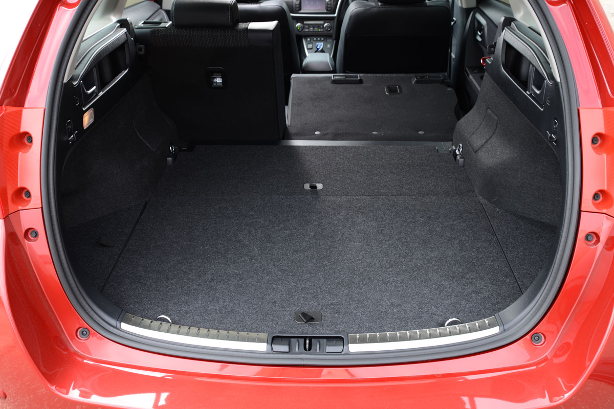 Toyota Auris Touring Sports 15