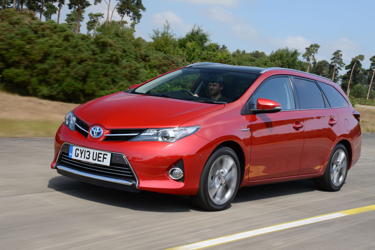 Toyota Auris Touring Sports 5