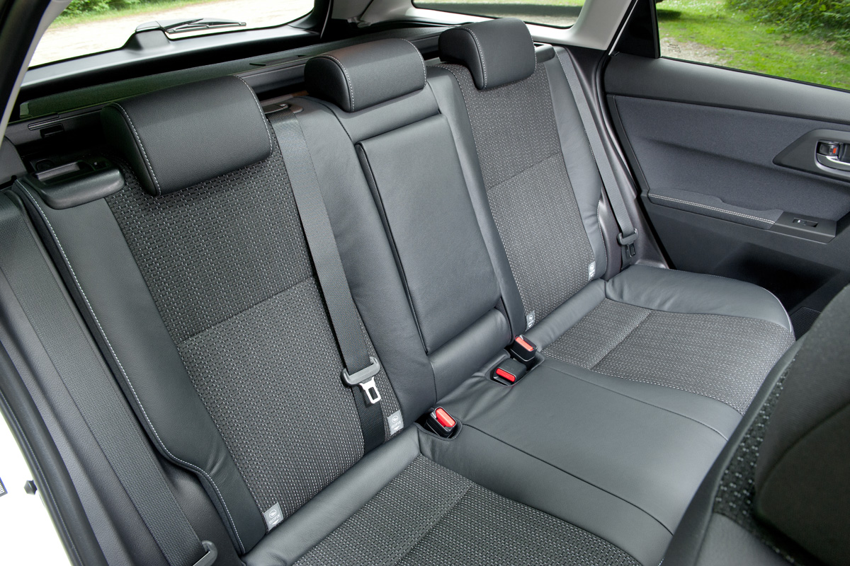 Toyota Auris Touring Sports seats