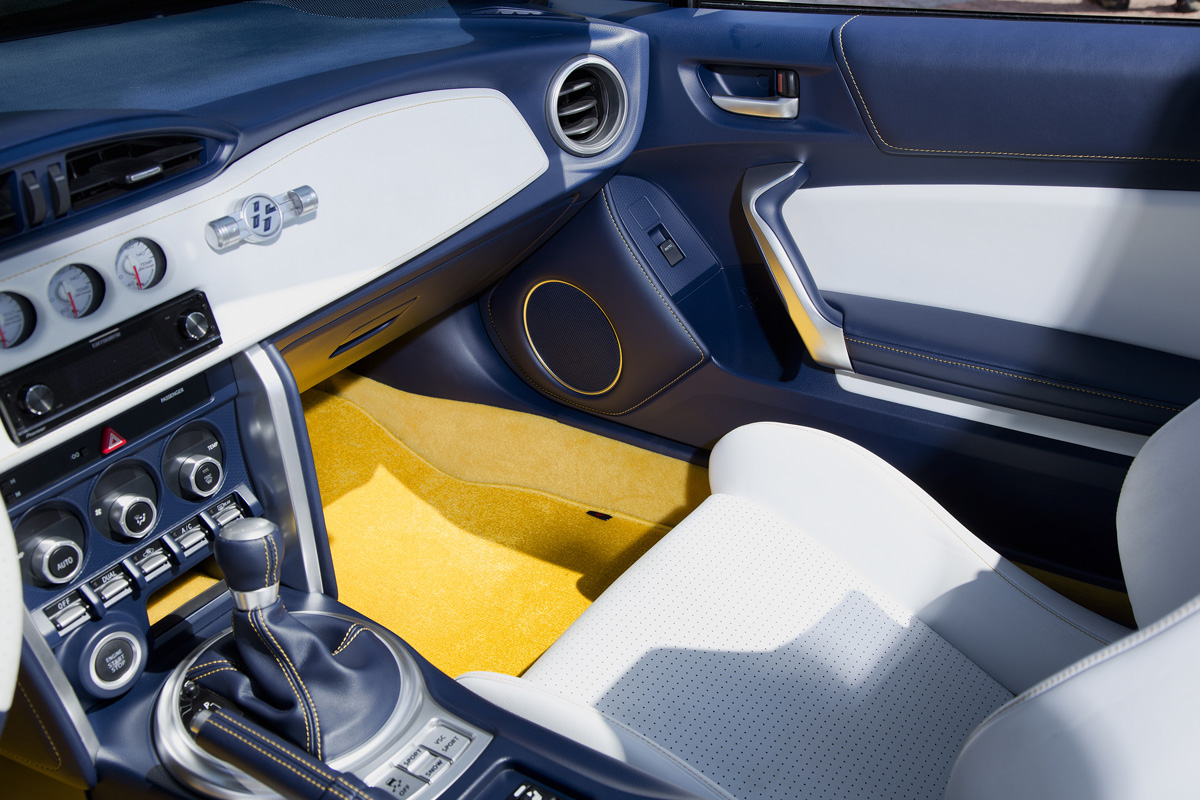 Toyota FT-86 Open Concept centre console
