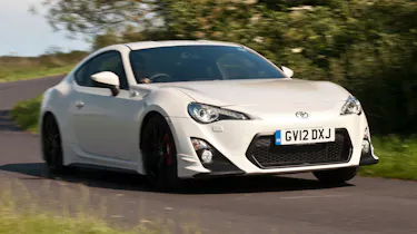 Toyota GT 86 TRD front cornering