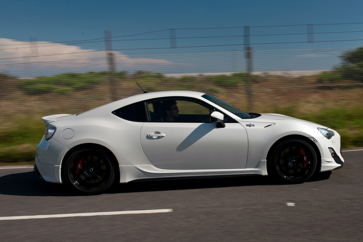 Toyota GT 86 TRD profile