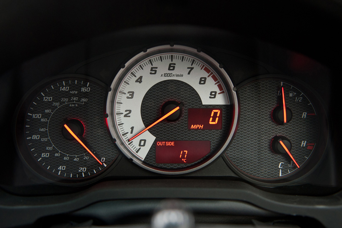 Toyota GT 86 TRD dials