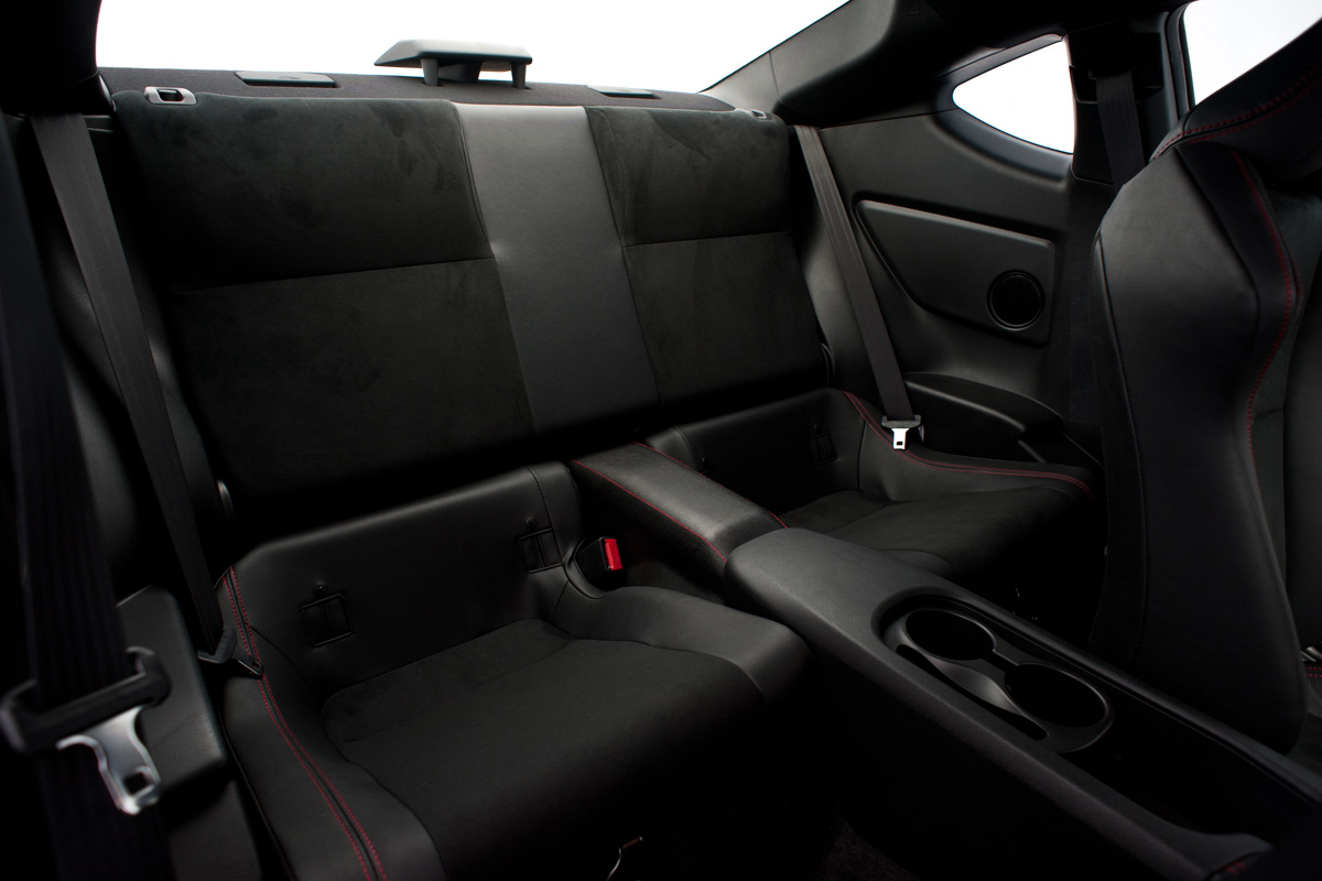 Toyota GT 86 TRD rear seats